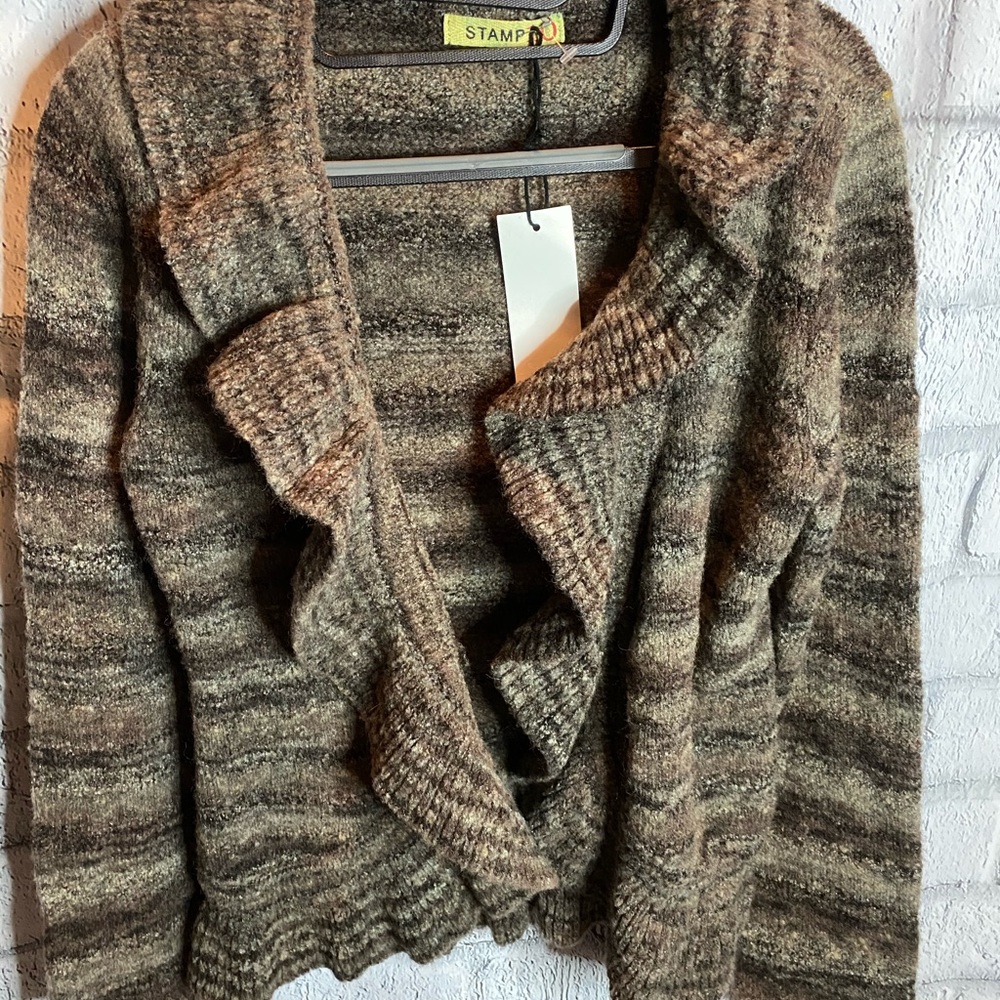 STAMP 10 open cardigan with ruffle edges. Size S